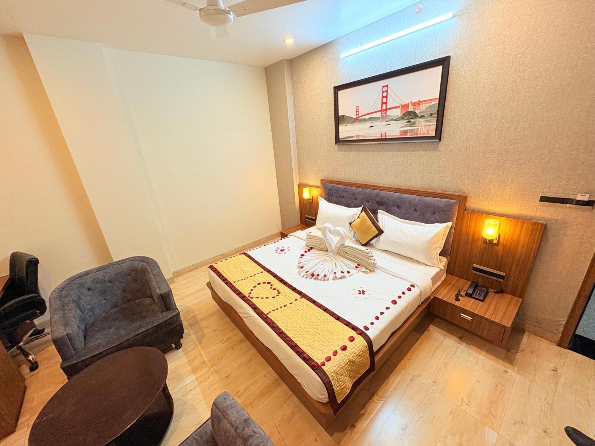 Parampara Hotels And Resorts Udaipur Bagian luar foto